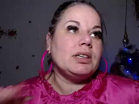 Snapshot of andreea2011 chatting on 26, 9, 2025 andreea2011 online show from 26, 9, 2025