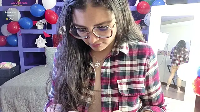 Snapshot of iam_sammy_01 chatting on 8, 7, 2026 iam sammy 01 online show from 8, 7, 2026