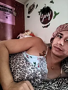 Snapshot of TranSexualJade95 chatting on 2, 12, 2025 TranSexualJade95 online show from 2, 12, 2025