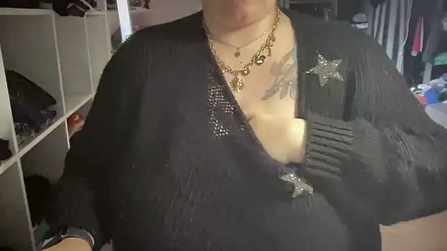 Bella x69 online show from 28, 10, 2025