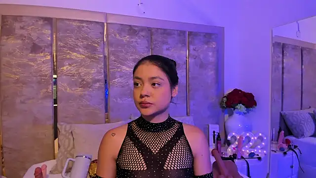 Snapshot of AbbyBeck chatting on 15, 9, 2025 AbbyBeck online show from 15, 9, 2025