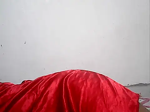 Snapshot of Juicy_69xx chatting on 13, 12, 2025 Juicy 69xx online show from 13, 12, 2025