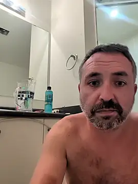 Snapshot of cloudymatt chatting on 4, 11, 2025 cloudymatt online show from 4, 11, 2025