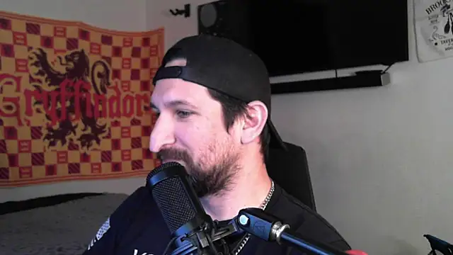 Snapshot of DevilPup75_ chatting on 12, 9, 2025 DevilPup75 online show from 12, 9, 2025