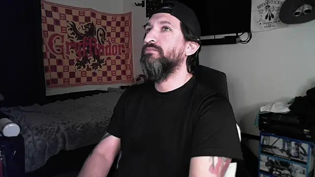 DevilPup75  online show from 14, 2, 2026