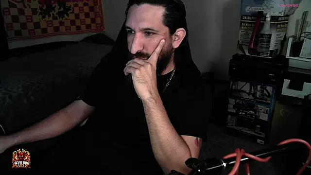 DevilPup75  online show from 15, 4, 2026