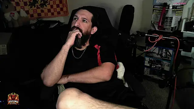 DevilPup75  online show from 18, 4, 2026
