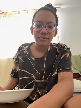 Valen1800 online show from 14, 10, 2025