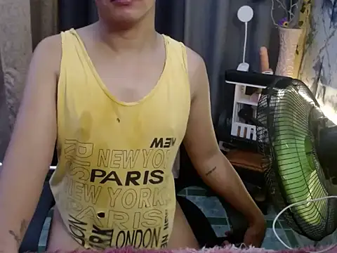 Snapshot of Shikagamhe23 chatting on 9, 4, 2026 Shikagamhe23 online show from 9, 4, 2026