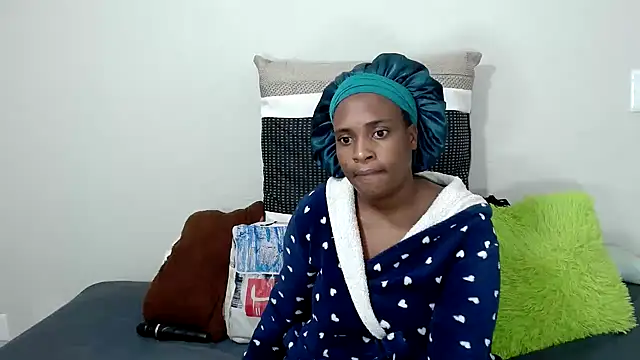 QueenRomaxx1 online show from 30, 10, 2025