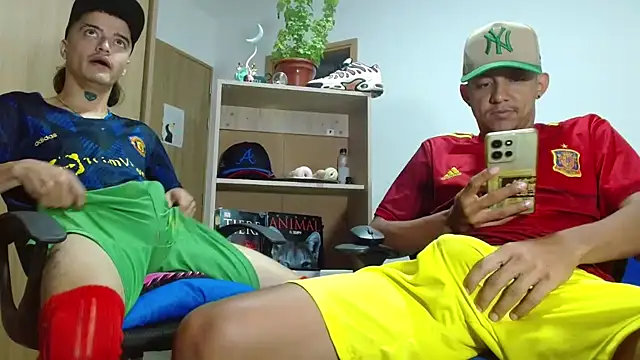 skinny23cm online show from 30, 10, 2025