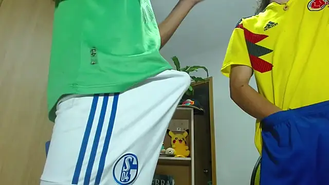 skinny23cm online show from 15, 11, 2025