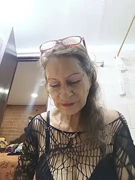 Snapshot of MaryeLunna chatting on 8, 7, 2026 MaryeLunna online show from 8, 7, 2026