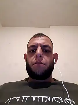 Snapshot of milenski74 chatting on 29, 10, 2025 milenski74 online show from 29, 10, 2025