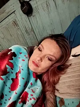 Snapshot of bratlipss chatting on 8, 11, 2025 bratlipss online show from 8, 11, 2025