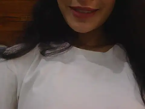 Snapshot of Tanvi_Angel chatting on 9, 7, 2026 Tanvi Angel online show from 9, 7, 2026
