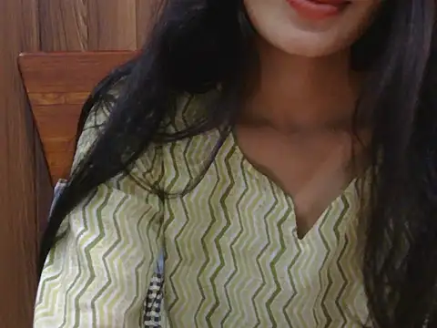 Snapshot of Tanvi_Angel chatting on 6, 8, 2026 Tanvi Angel online show from 6, 8, 2026