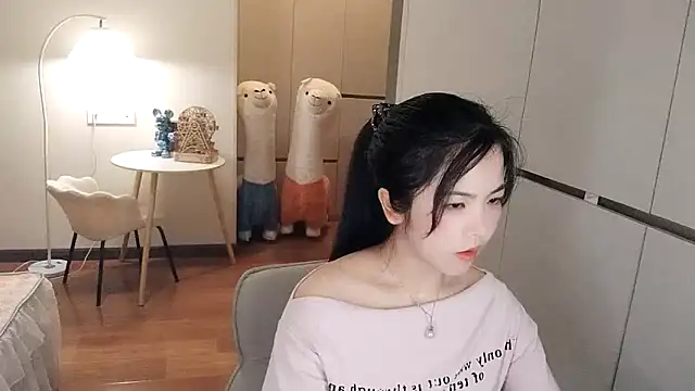 XiaoAnQi online show from 28, 9, 2025