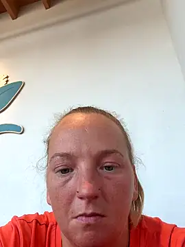 Snapshot of JustYourNormalCouple chatting on 23, 9, 2025 JustYourNormalCouple online show from 23, 9, 2025