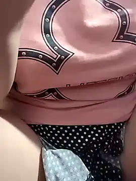 Snapshot of tighnu2 chatting on 26, 2, 2026 tighnu2 online show from 26, 2, 2026