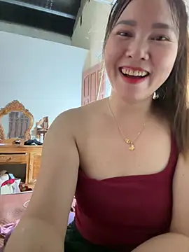 Snapshot of Moan_Mary chatting on 12, 10, 2025 Moan Mary online show from 12, 10, 2025