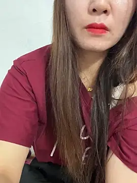 Snapshot of Moan_Mary chatting on 3, 11, 2025 Moan Mary online show from 3, 11, 2025