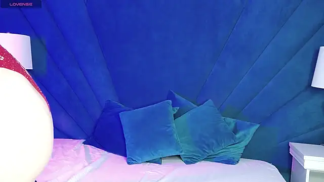 Evelisse online show from 2, 12, 2025