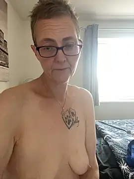 Curvy-Jinx online show from 29, 9, 2025