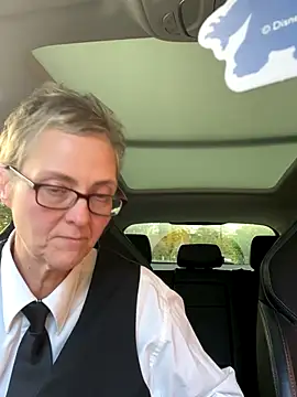 Curvy-Jinx online show from 28, 11, 2025