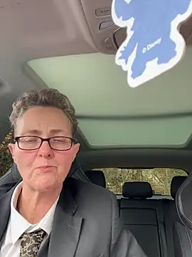 Curvy-Jinx online show from 10, 2, 2026