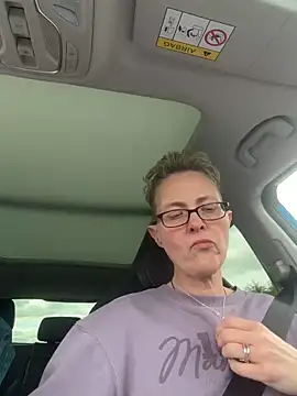 Curvy-Jinx online show from 19, 4, 2026