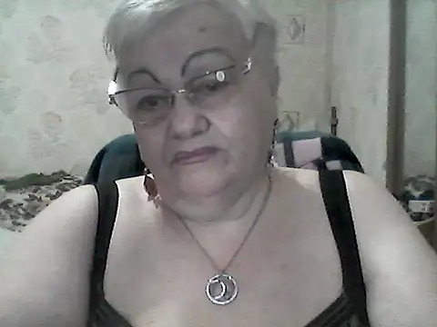 Snapshot of NatalieNorth chatting on 9, 11, 2025 NatalieNorth online show from 9, 11, 2025
