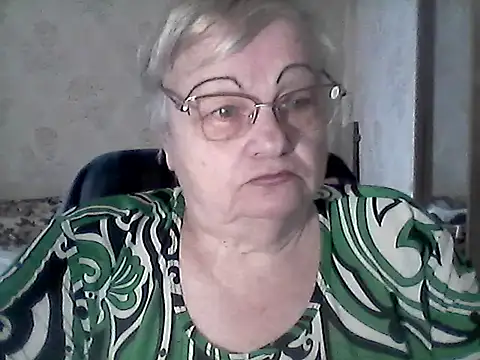 Snapshot of NatalieNorth chatting on 10, 11, 2025 NatalieNorth online show from 10, 11, 2025
