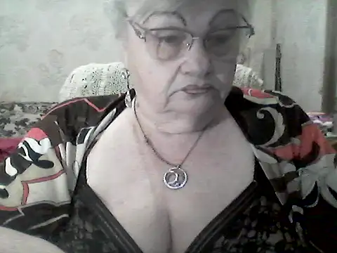 Snapshot of NatalieNorth chatting on 25, 11, 2025 NatalieNorth online show from 25, 11, 2025