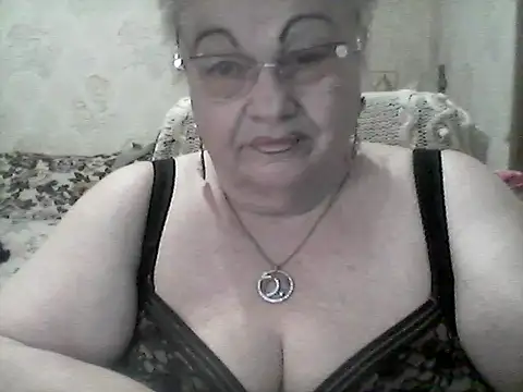 Snapshot of NatalieNorth chatting on 2, 12, 2025 NatalieNorth online show from 2, 12, 2025