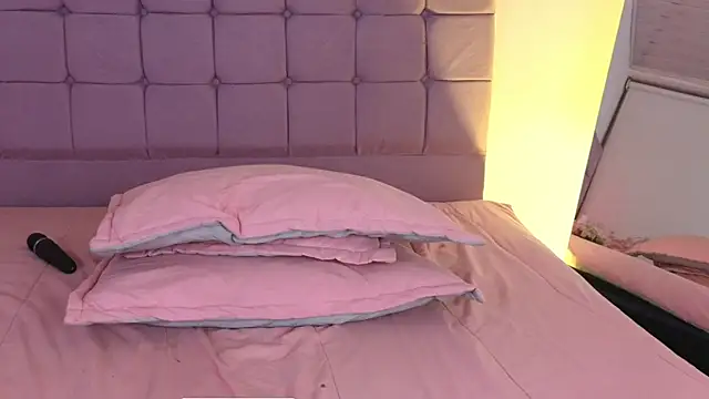 Jasmin cf online show from 10, 9, 2025