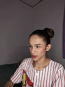 Snapshot of Twink_fem-boy chatting on 29, 6, 2026 Twink fem-boy online show from 29, 6, 2026