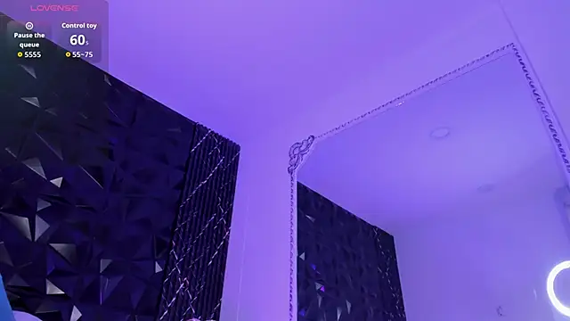 katierouge  online show from 29, 10, 2025