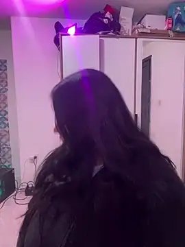 Dominic Schmit01 online show from 12, 3, 2026