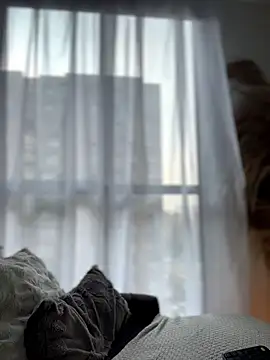 Sofi Leal online show from 25, 3, 2026