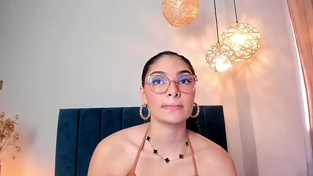 LunaAspen  online show from 27, 2, 2026