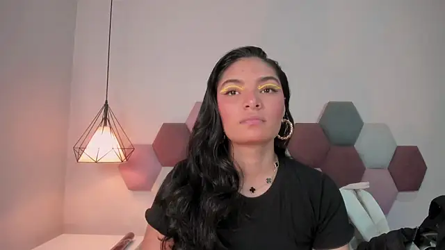 LunaAspen  online show from 5, 3, 2026