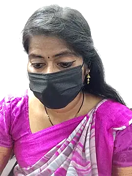 Snapshot of tamil_Sigappu_Roja chatting on 4, 10, 2025 tamil Sigappu Roja online show from 4, 10, 2025