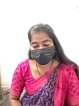 Snapshot of tamil_Sigappu_Roja chatting on 30, 10, 2025 tamil Sigappu Roja online show from 30, 10, 2025