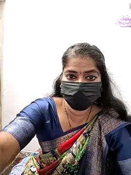 Snapshot of tamil_Sigappu_Roja chatting on 6, 11, 2025 tamil Sigappu Roja online show from 6, 11, 2025