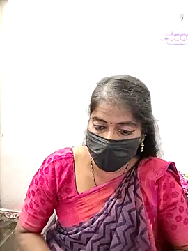 Snapshot of tamil_Sigappu_Roja chatting on 26, 11, 2025 tamil Sigappu Roja online show from 26, 11, 2025