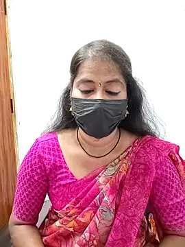 Snapshot of tamil_Sigappu_Roja chatting on 15, 7, 2026 tamil Sigappu Roja online show from 15, 7, 2026