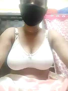 Snapshot of Devi-with-Ram chatting on 24, 9, 2025 Devi-with-Ram online show from 24, 9, 2025