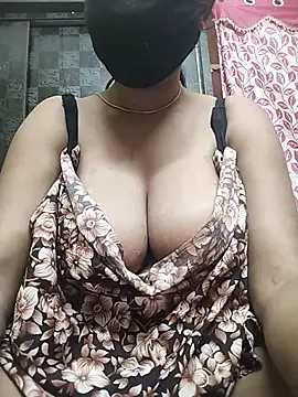 Snapshot of Devi-with-Ram chatting on 19, 2, 2026 Devi-with-Ram online show from 19, 2, 2026