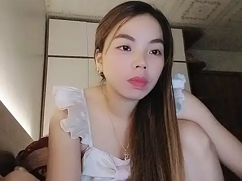 Snapshot of Bree039 chatting on 28, 10, 2025 Bree039 online show from 28, 10, 2025